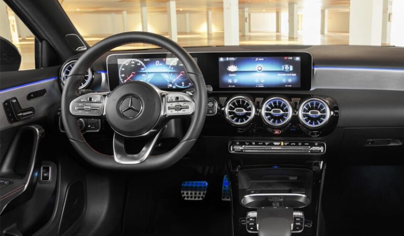 Mercedes Benz A180 Amg Line Premium Plus Auto full