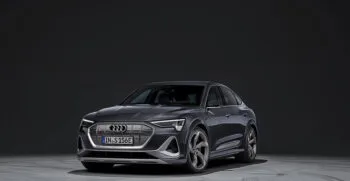 1-Audi-E-Tron-Sportback-50-Q-S-Line-350x181