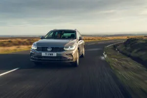 1-Volkswagen-Tiguan-Estate-1