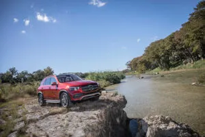 Mercedes-Benz-Gle-Class-300-D-4matic-Amg-Line-Premium-7-Seats-Suv-Auto-Diesel-RDE2-1-300x200